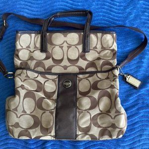 Coach Shoulder bag with matching wallet